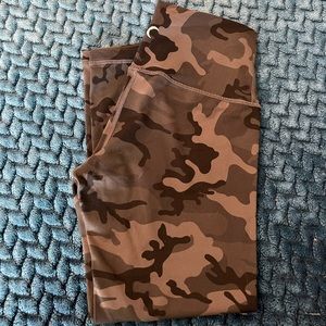 Zyia Camo Capri Forest Luxe Hi-Rise - 0